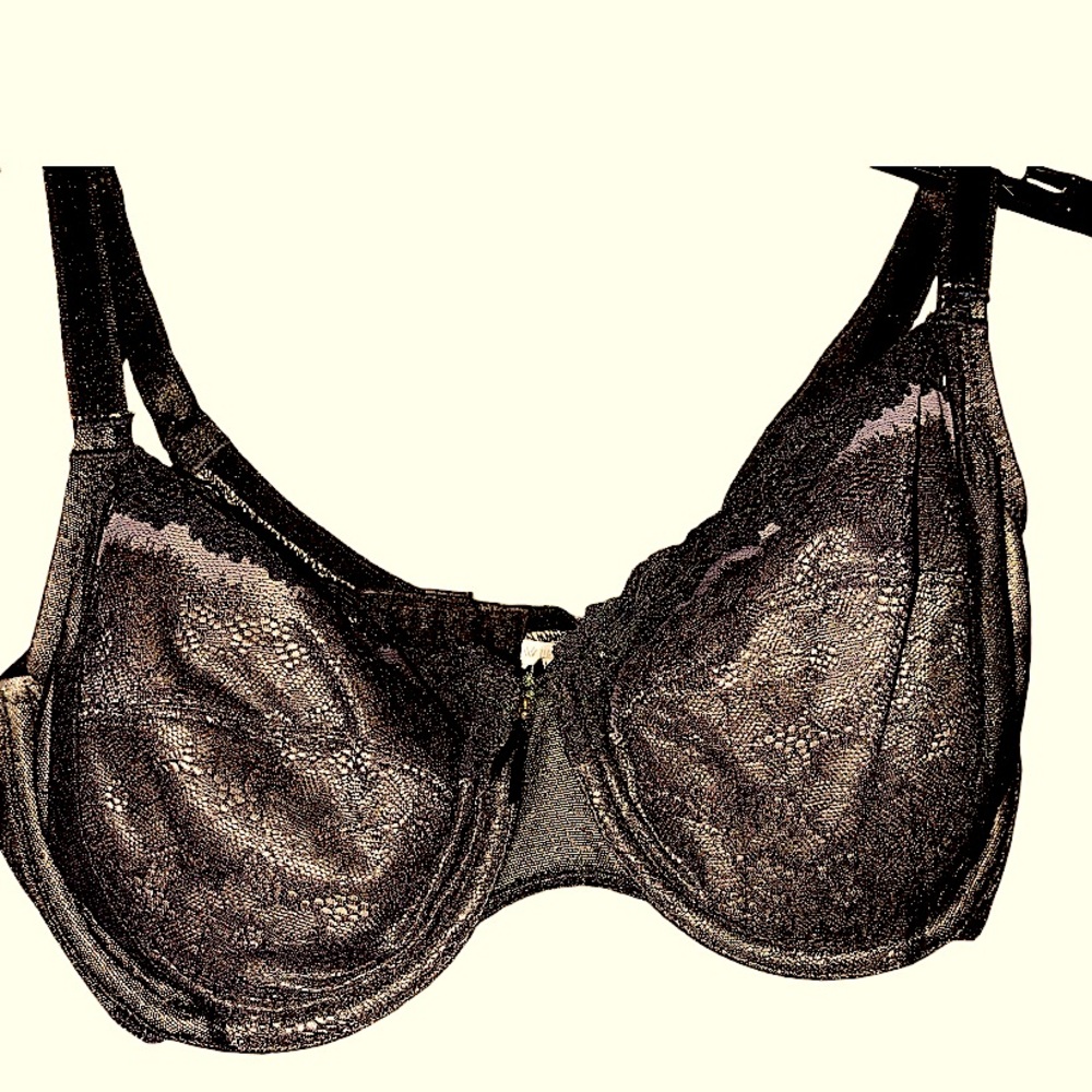 Wacoal used but great condition lace bra size 34DD